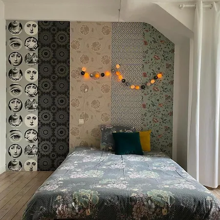 A Room In City ナント